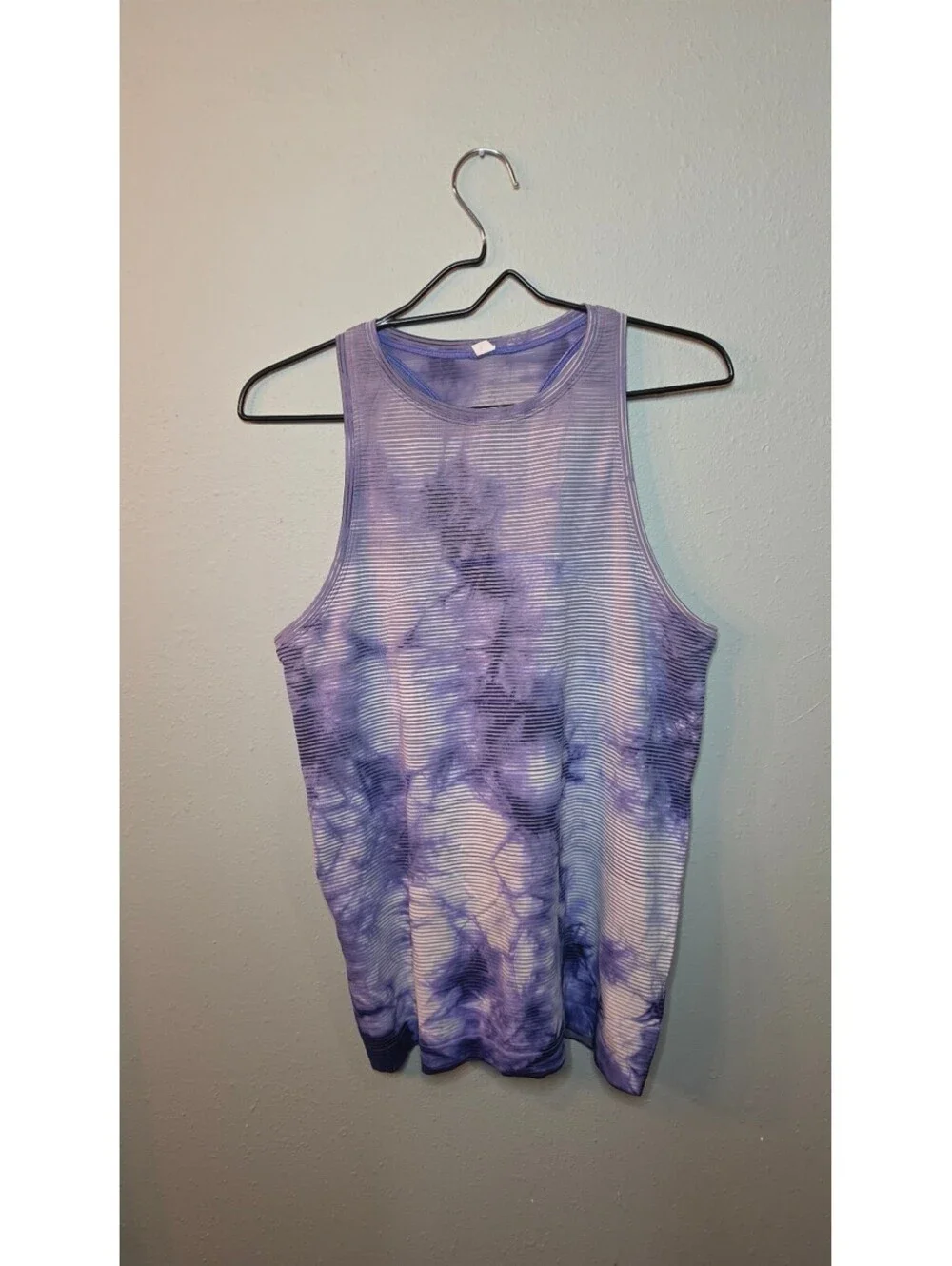 Lululemon Purple Tie Dye Racerback Tank Top Womens Size 10 Athletic